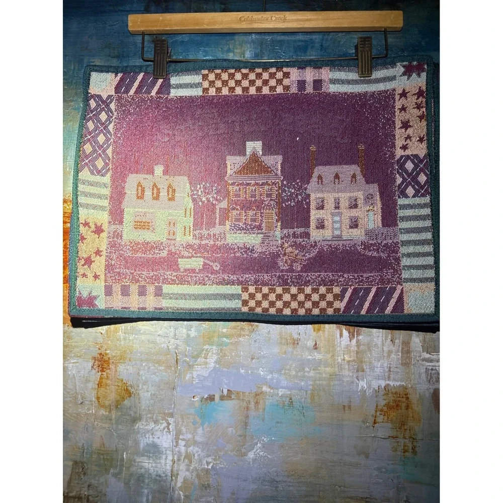 N/A set woven